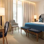 Le Tsuba Hotel Paris