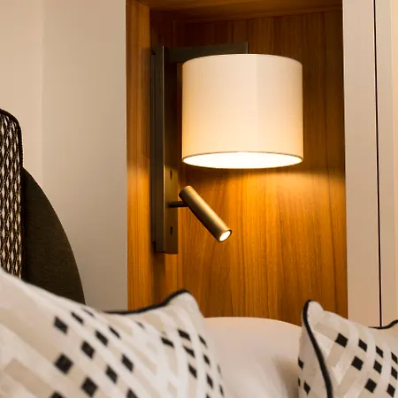 Le Tsuba Hotel Parigi