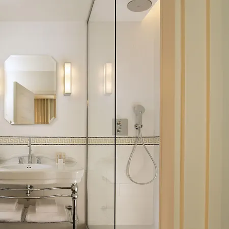 Hotel Le Tsuba 4*
