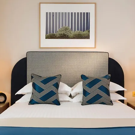 Le Tsuba Hotel 4*
